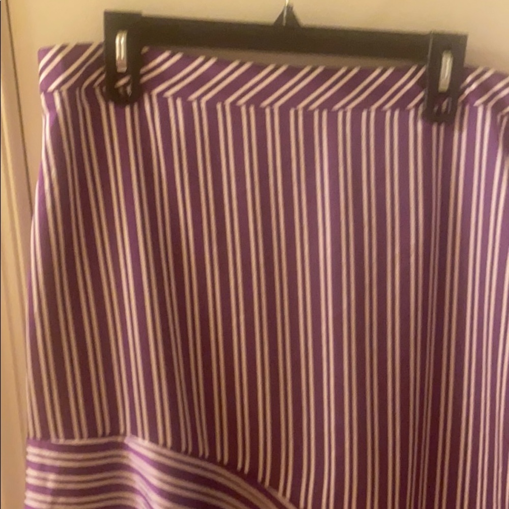 Stripe asymmetrical skirt
